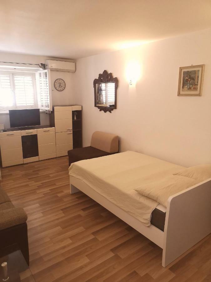 Apartments Andela Makarska Eksteriør billede